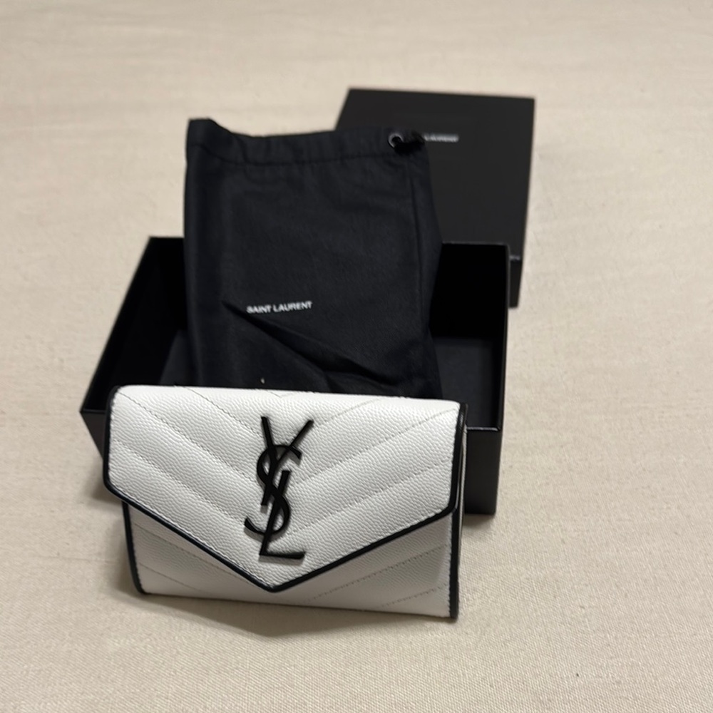 Saint Laurent Monochrome Chevron Wallet